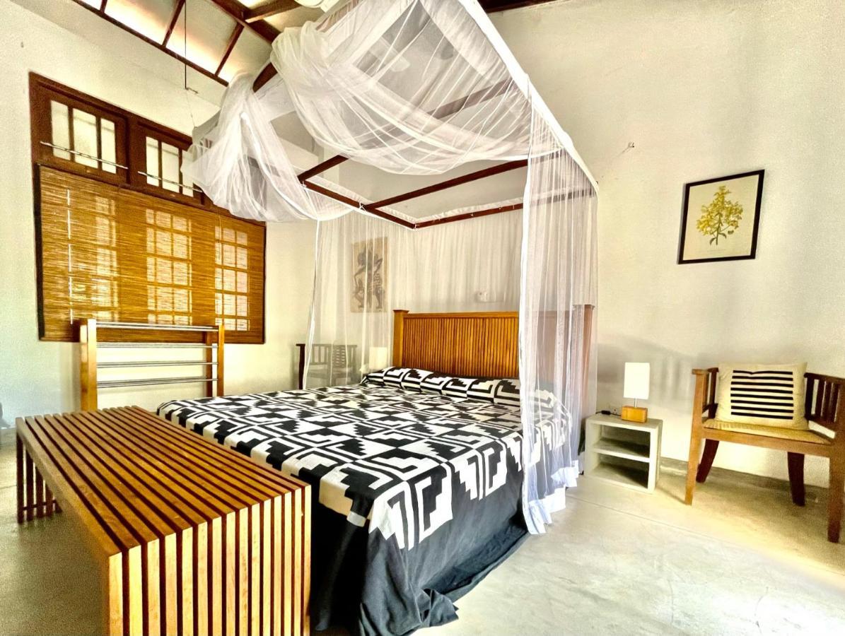 Isana Beach House Tangalle Exterior photo