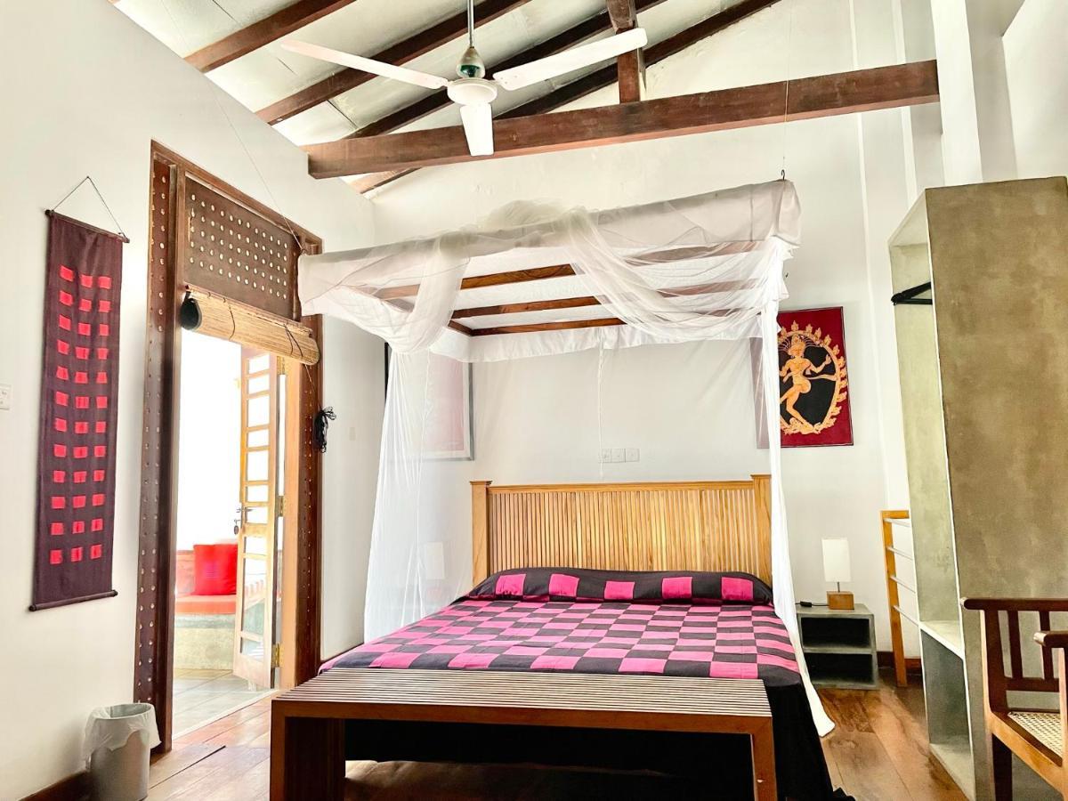 Isana Beach House Tangalle Exterior photo
