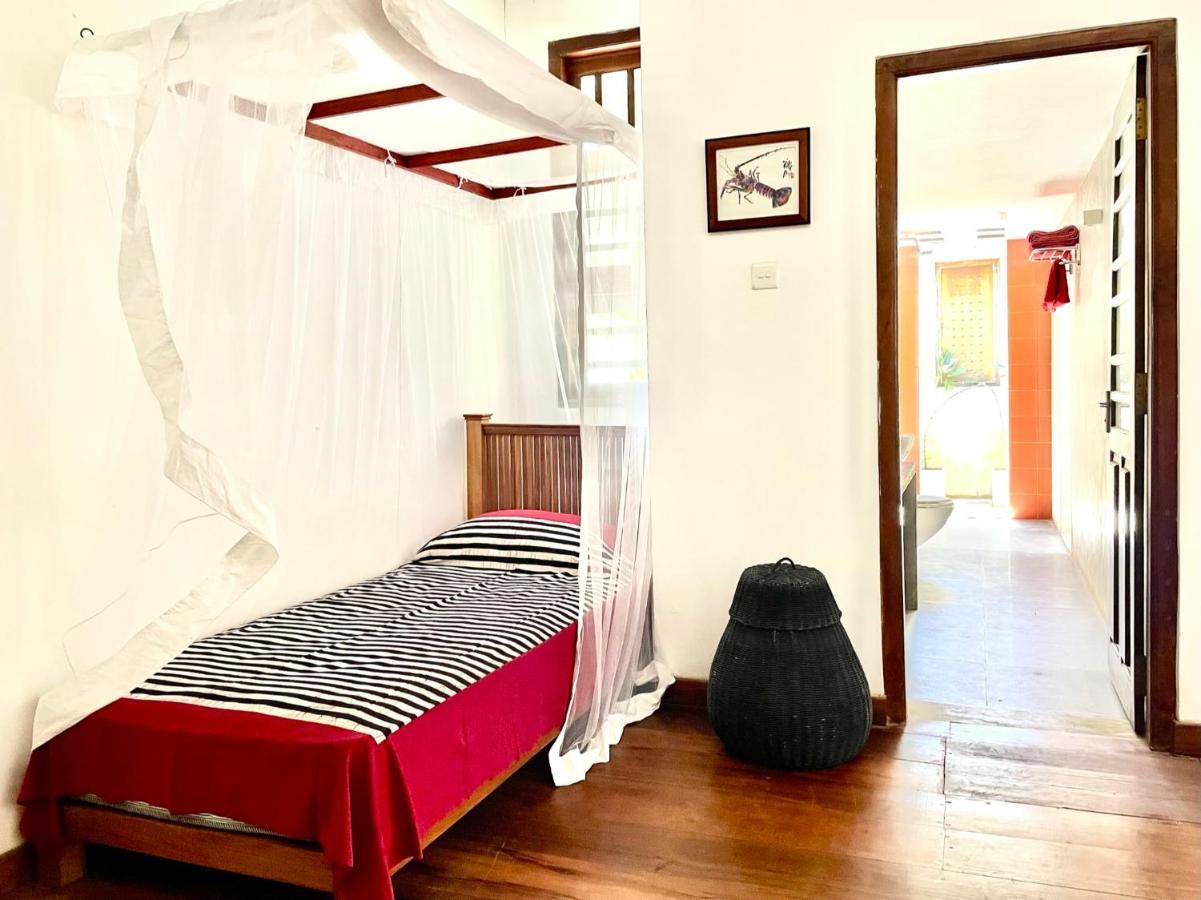 Isana Beach House Tangalle Exterior photo
