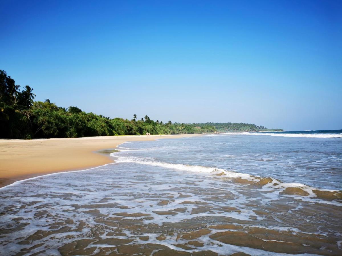 Isana Beach House Tangalle Exterior photo