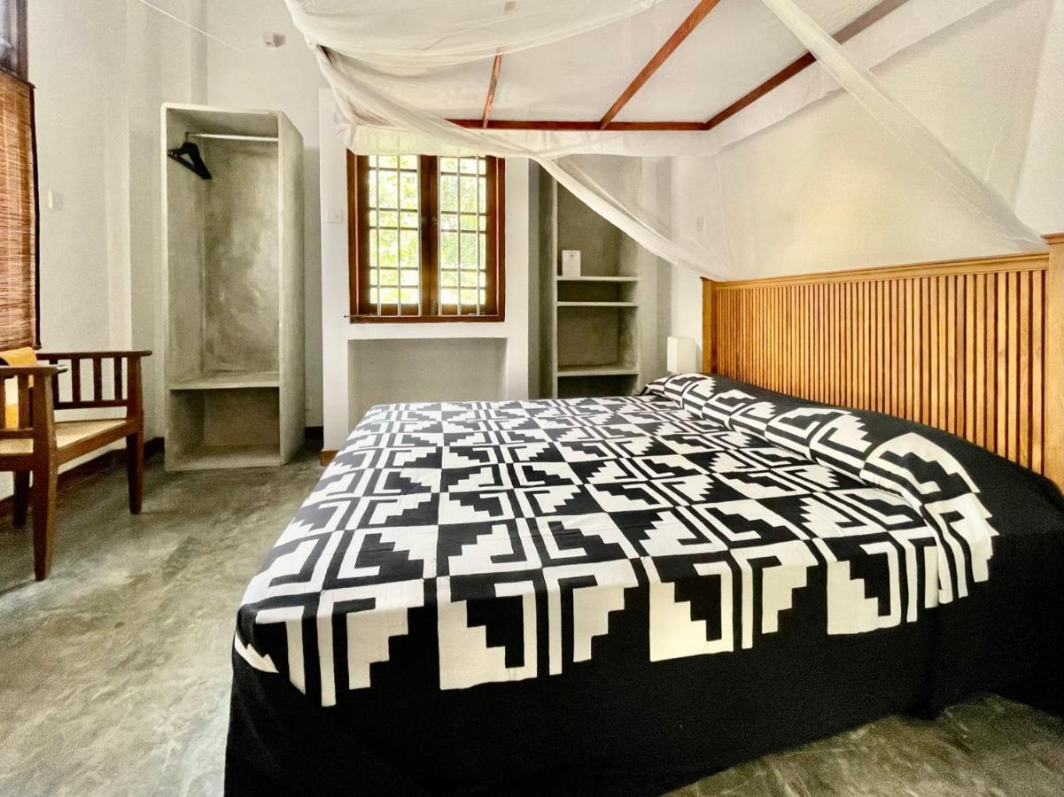 Isana Beach House Tangalle Exterior photo