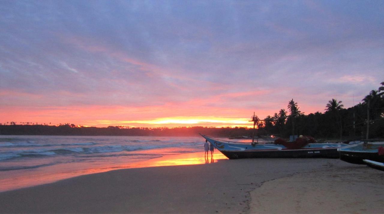 Isana Beach House Tangalle Exterior photo