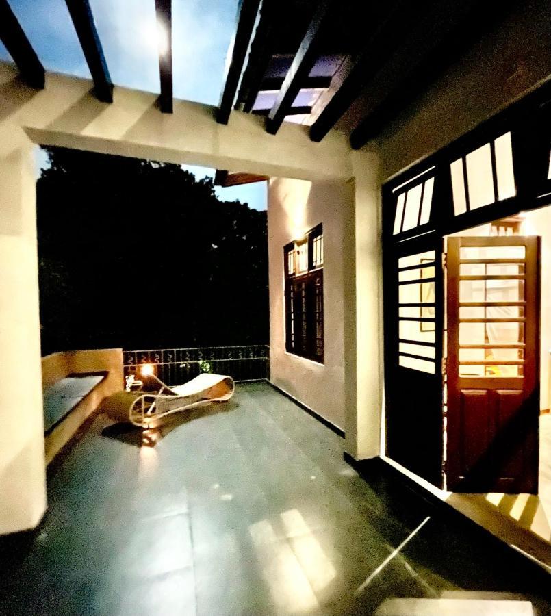 Isana Beach House Tangalle Exterior photo