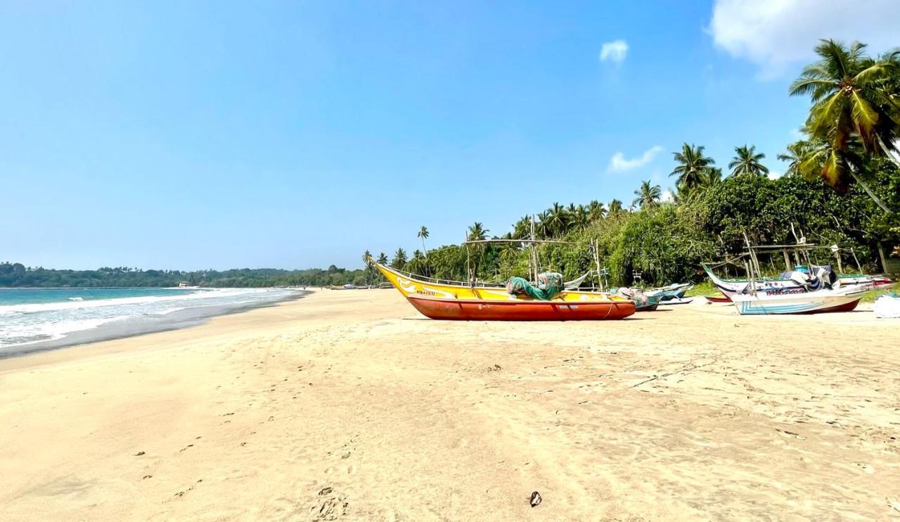 Isana Beach House Tangalle Exterior photo