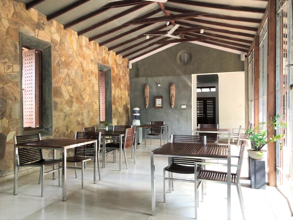 Isana Beach House Tangalle Exterior photo
