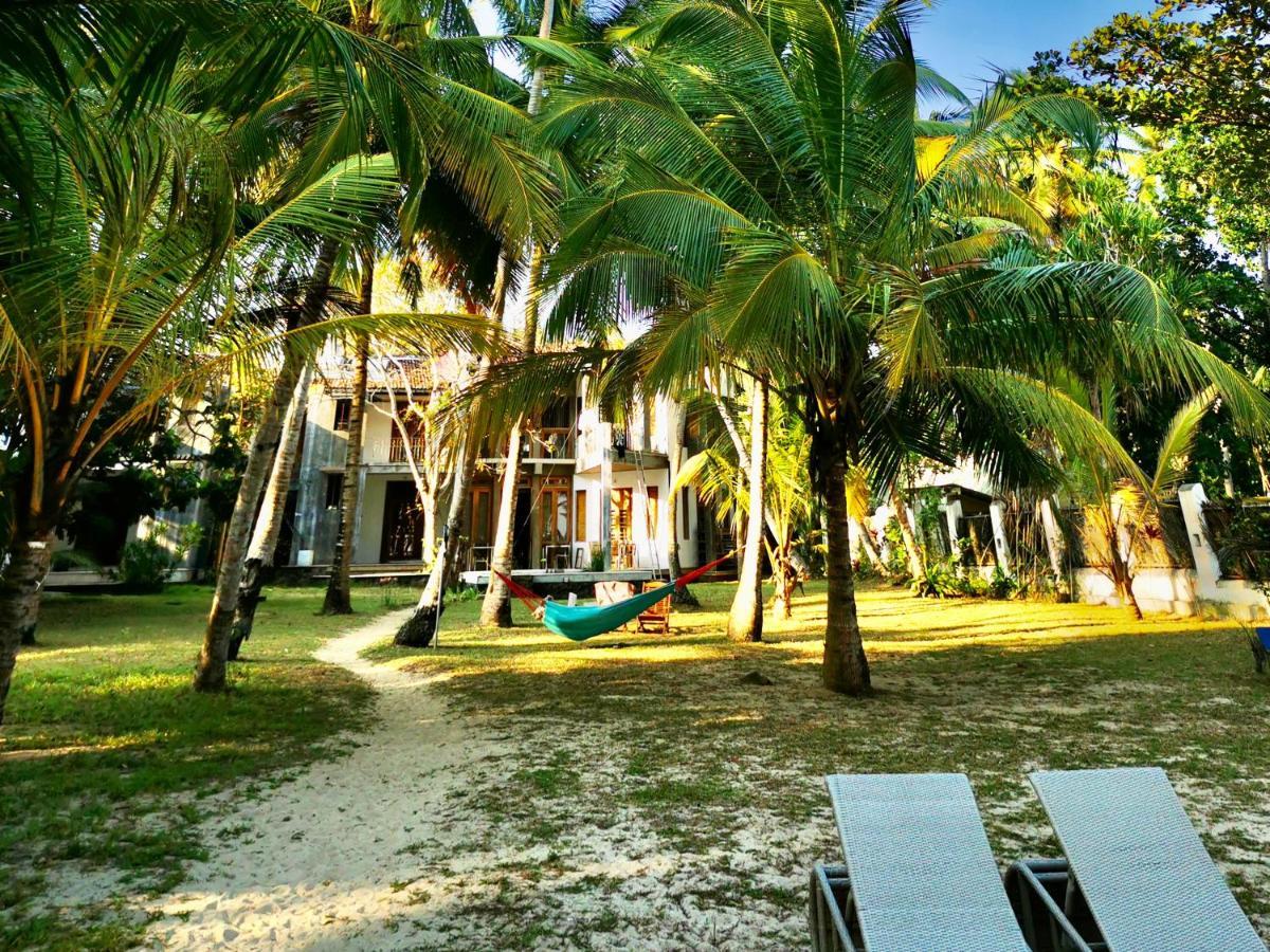 Isana Beach House Tangalle Exterior photo