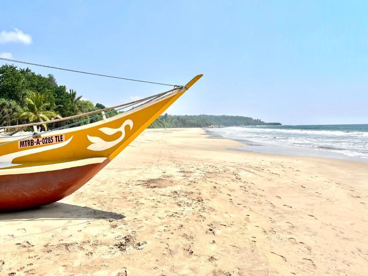 Isana Beach House Tangalle Exterior photo